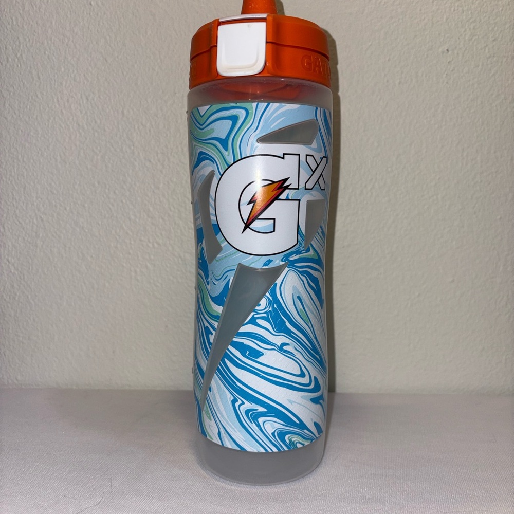 Gatorade Gx 30 oz Water Bottle Blue Marble and Orange Swirl Water To Go Bottle